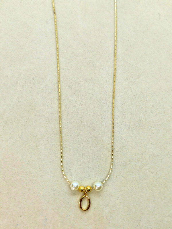 Cadena Lily